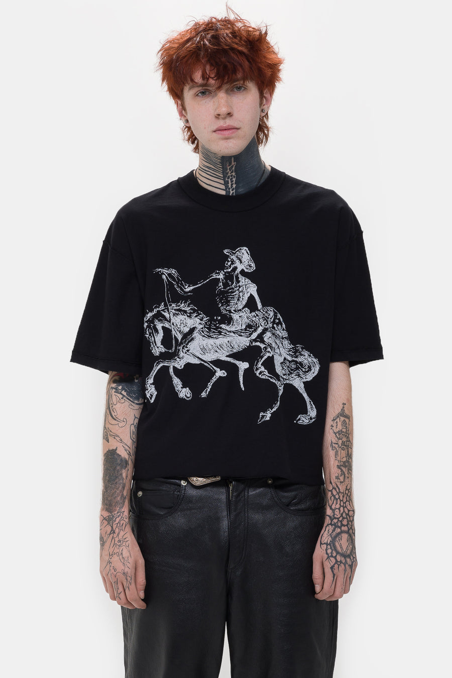 TODO PASA Death on A Field T-Shirt in Black - Notre