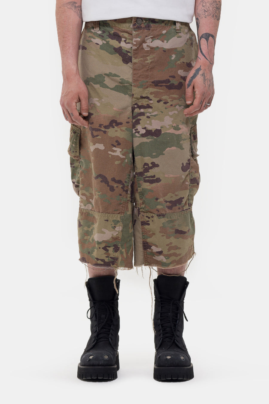 TODO PASA Drifter Cargo Shorts in Camo - Notre