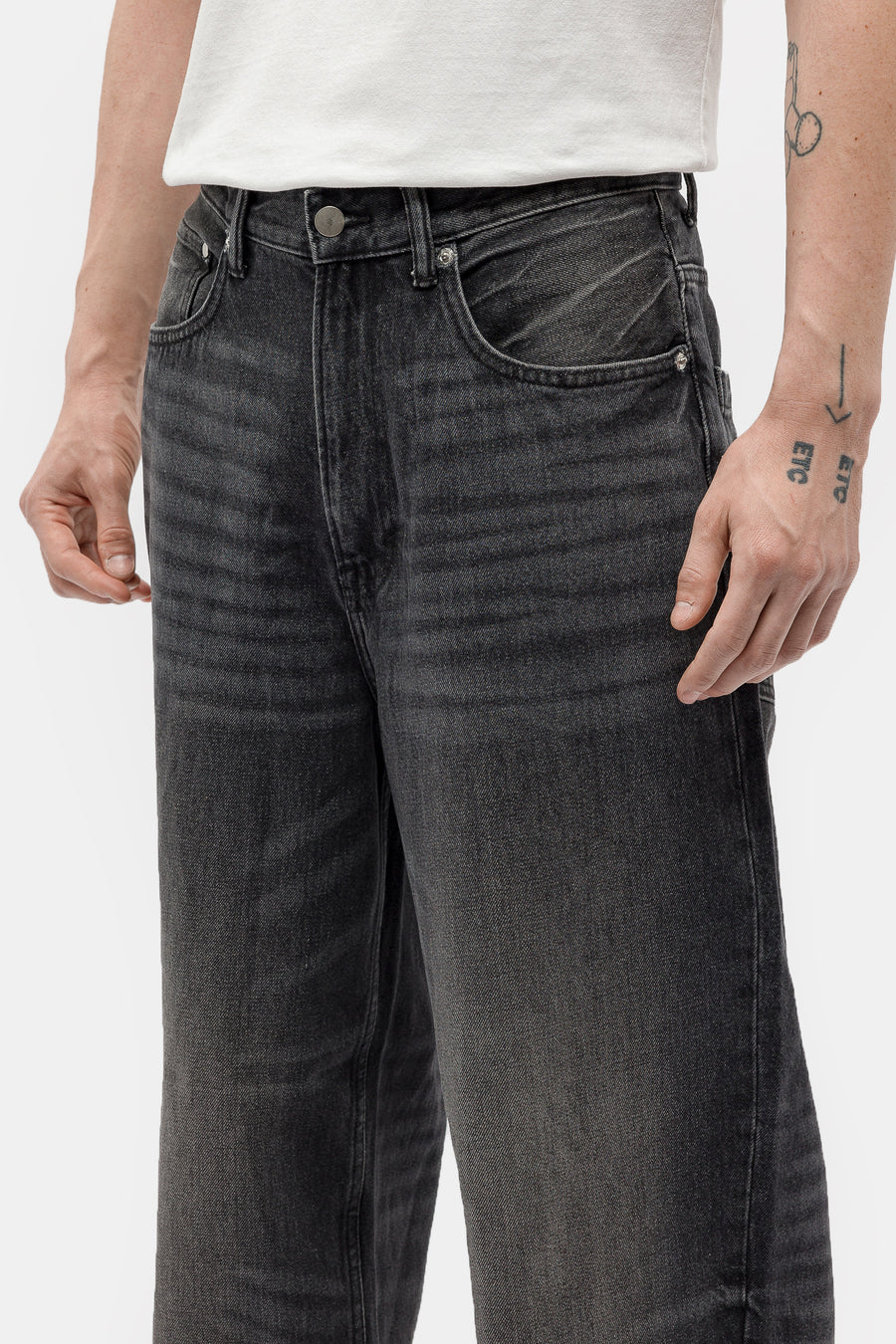 TODO PASA Heighliner Denim Jean in Black - Notre