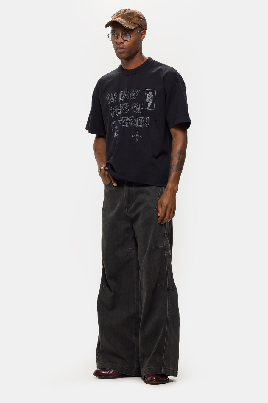 TODO PASA The Dirty Parts Of Heaven T-Shirt in Black - Notre