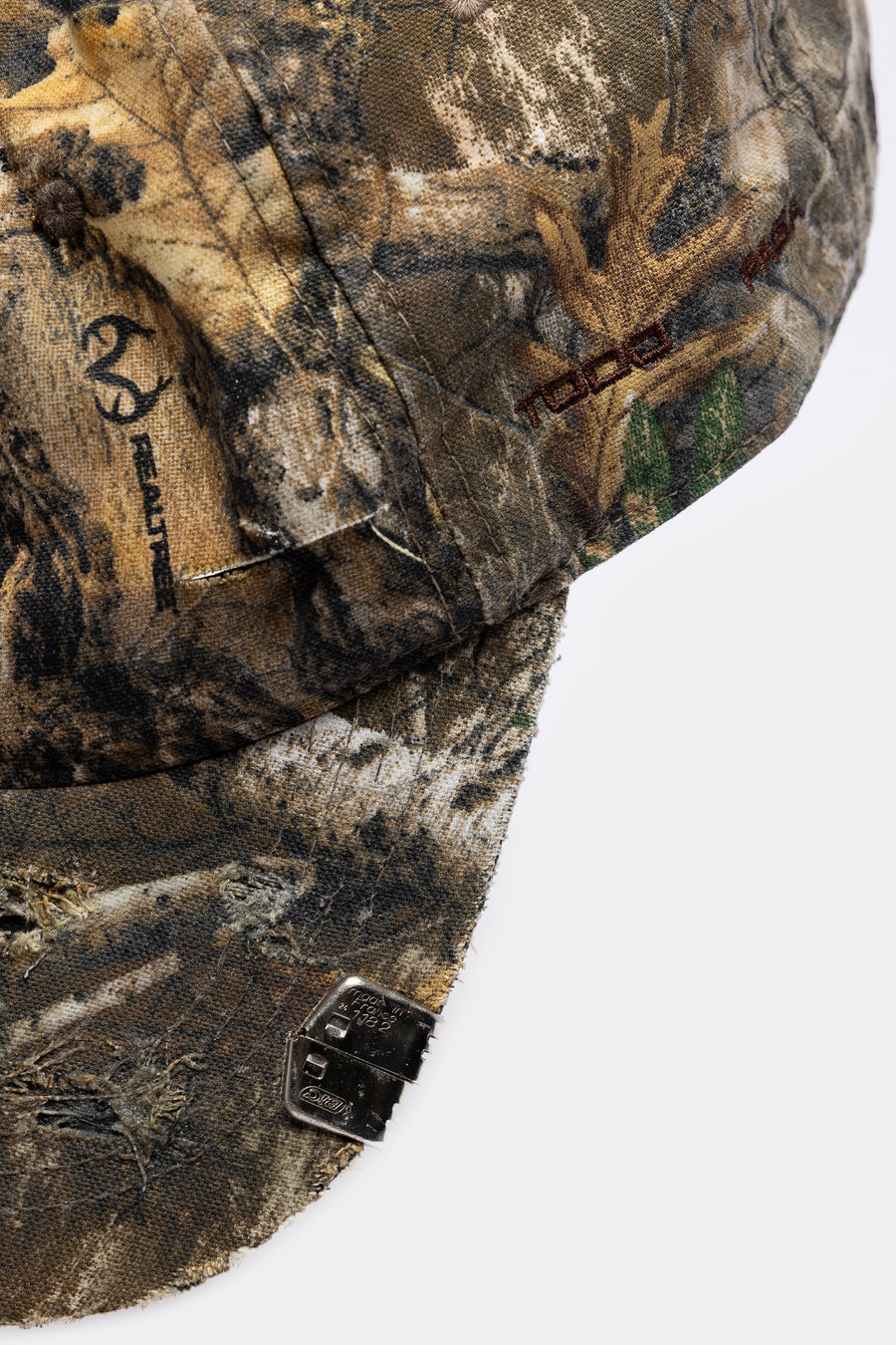 TODO PASA Tree Camo Thrashed Hat in Camo - Notre