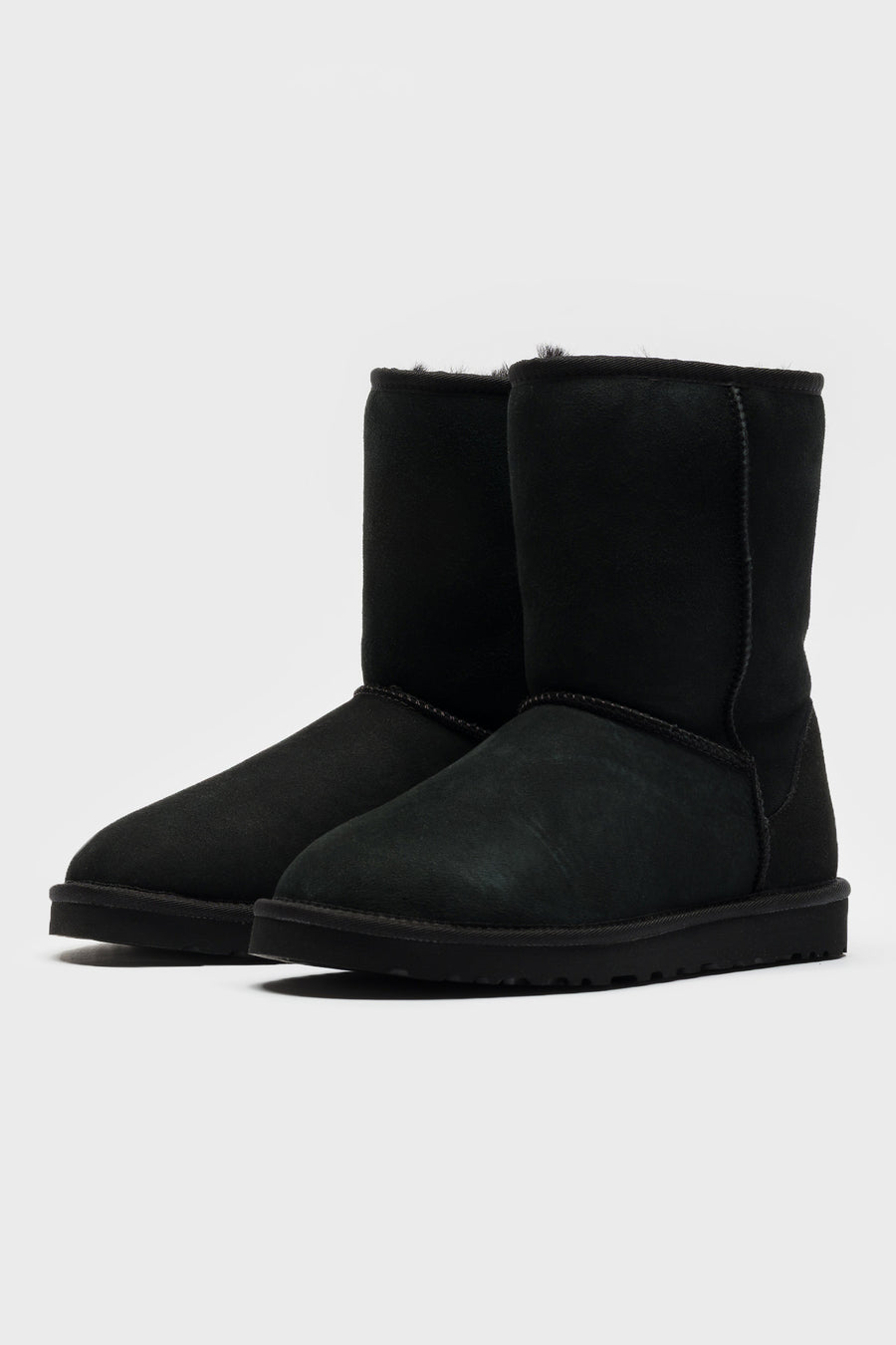 UGG Classic Short Boot in Black - Notre