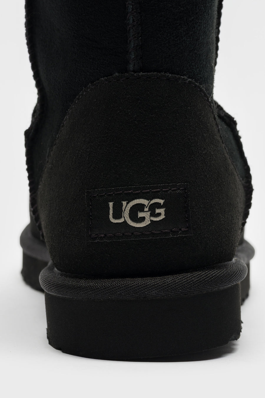 UGG Classic Short Boot in Black - Notre