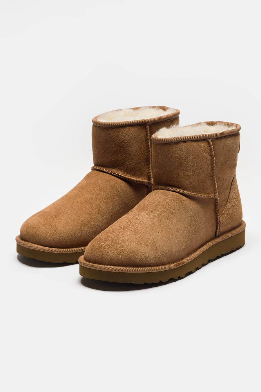 UGG Classic Mini Boot in Chestnut - Notre