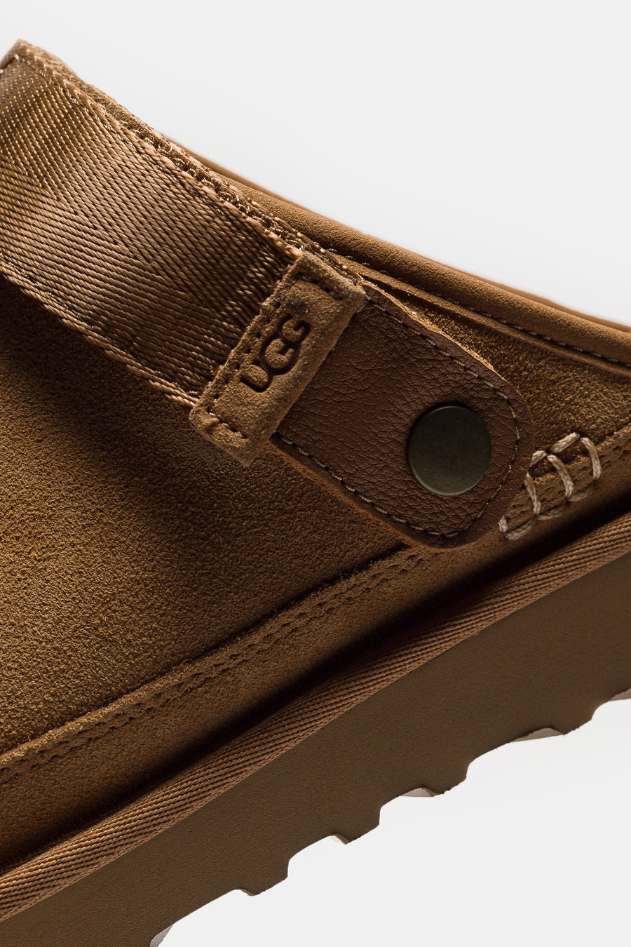 UGG Goldencoast Clog II in Chestnut - Notre