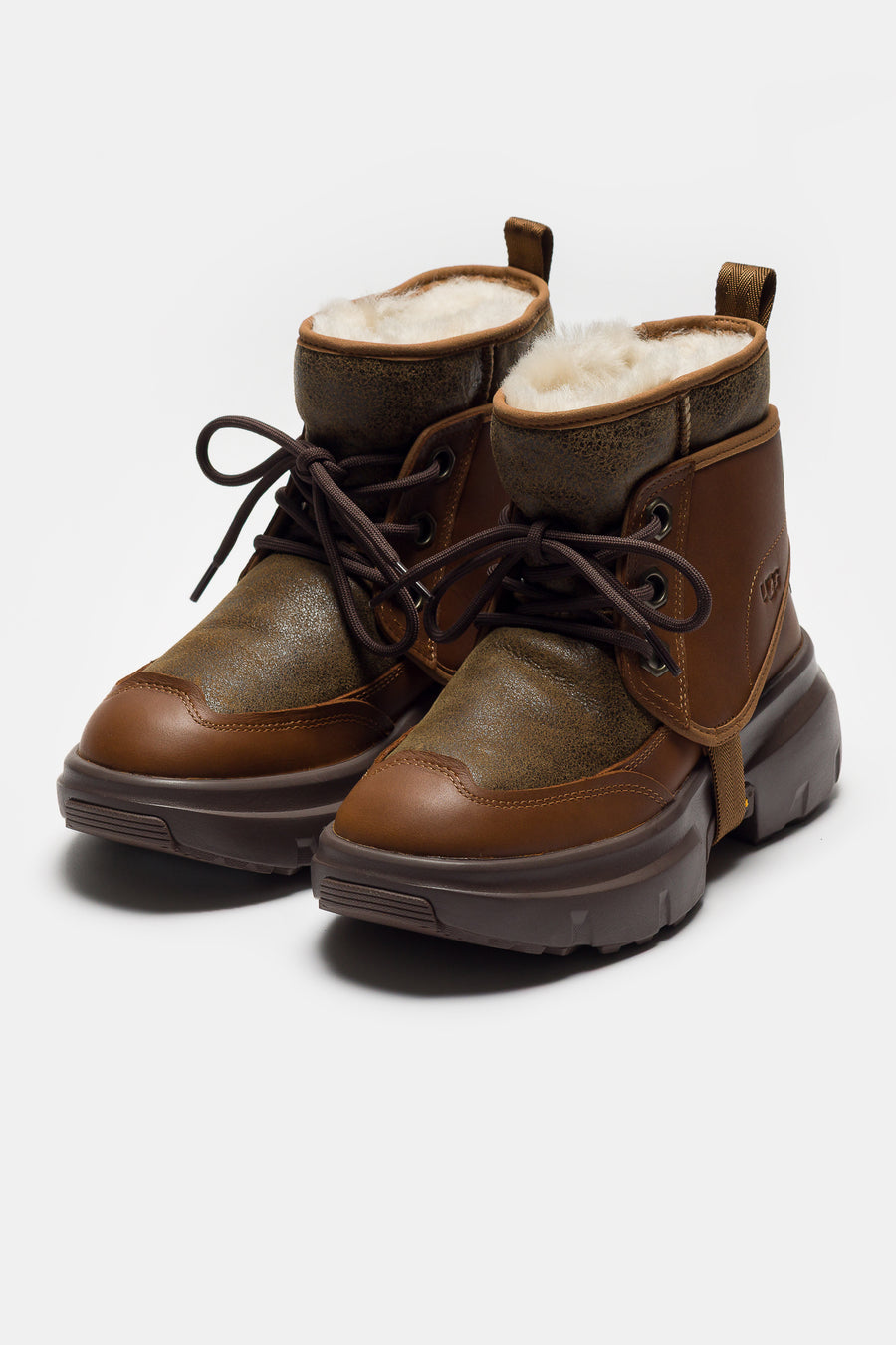 UGG JLD Boot in Chestnut - Notre