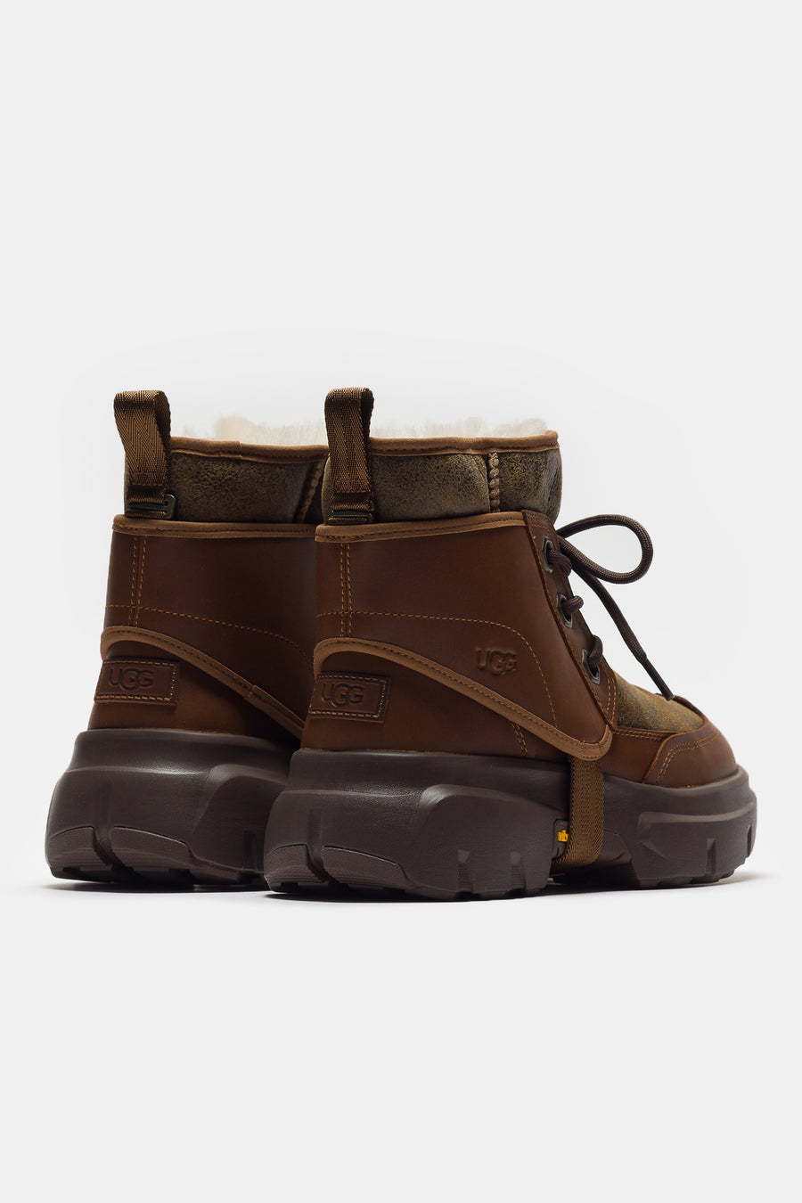 UGG JLD Boot in Chestnut - Notre