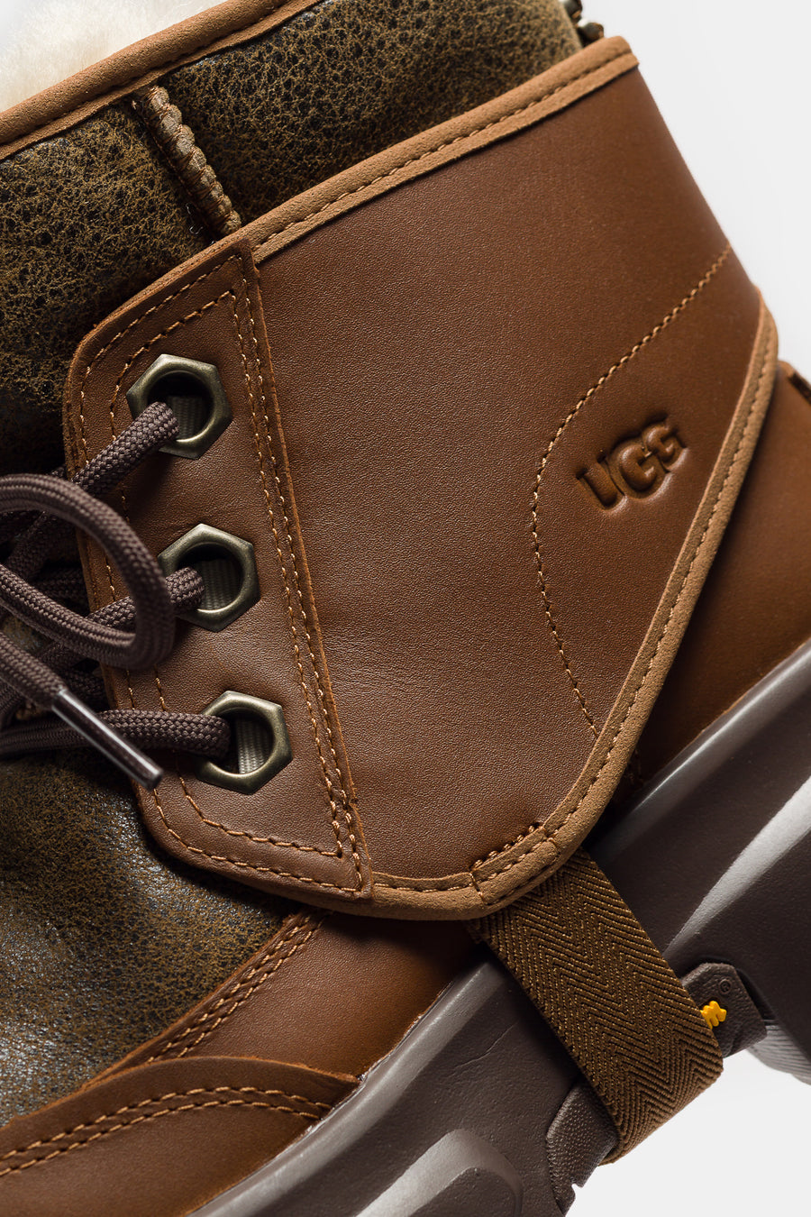 UGG JLD Boot in Chestnut - Notre
