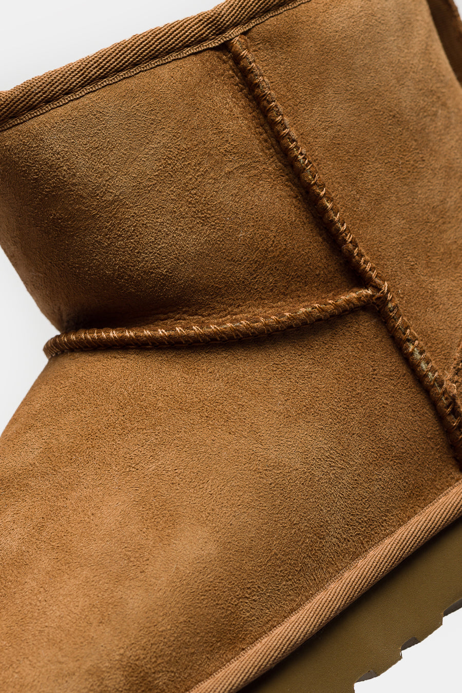 UGG Classic Mini II Boot in Chestnut - Notre