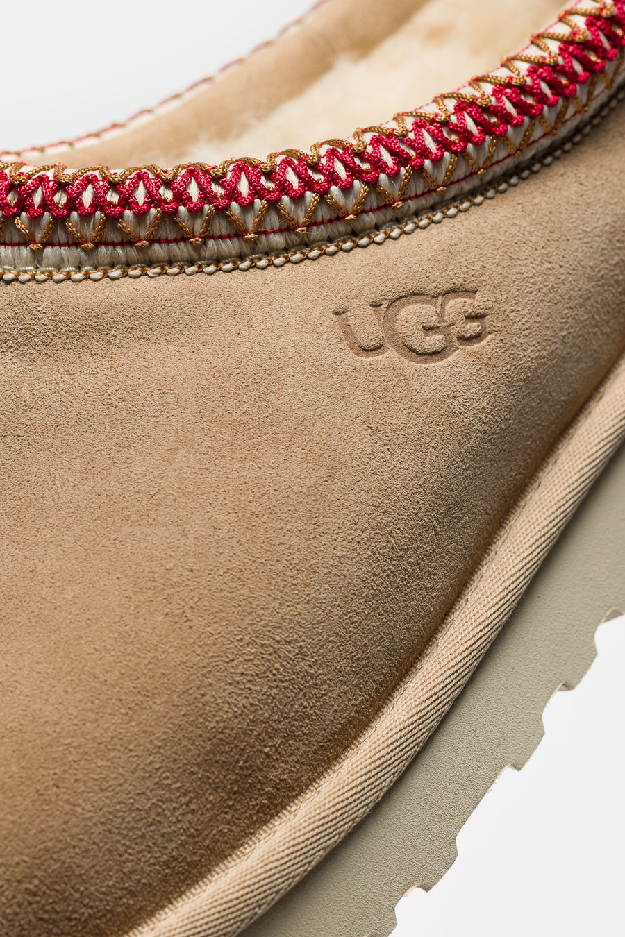 UGG Tasman II Slipper in Sand/Dark Cherry - Notre