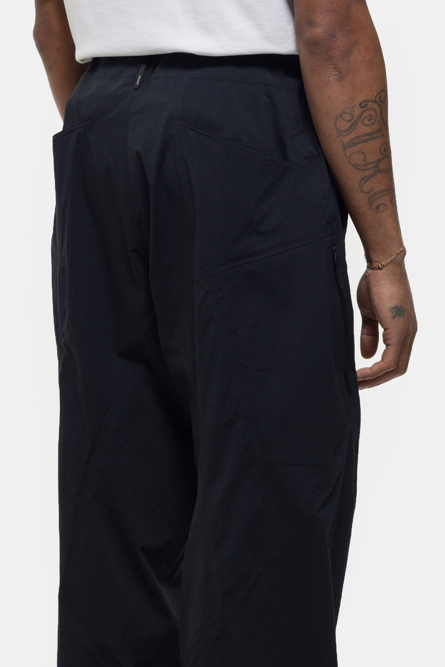 Arc’teryx Veilance Spere Cargo Pant in Black - Notre
