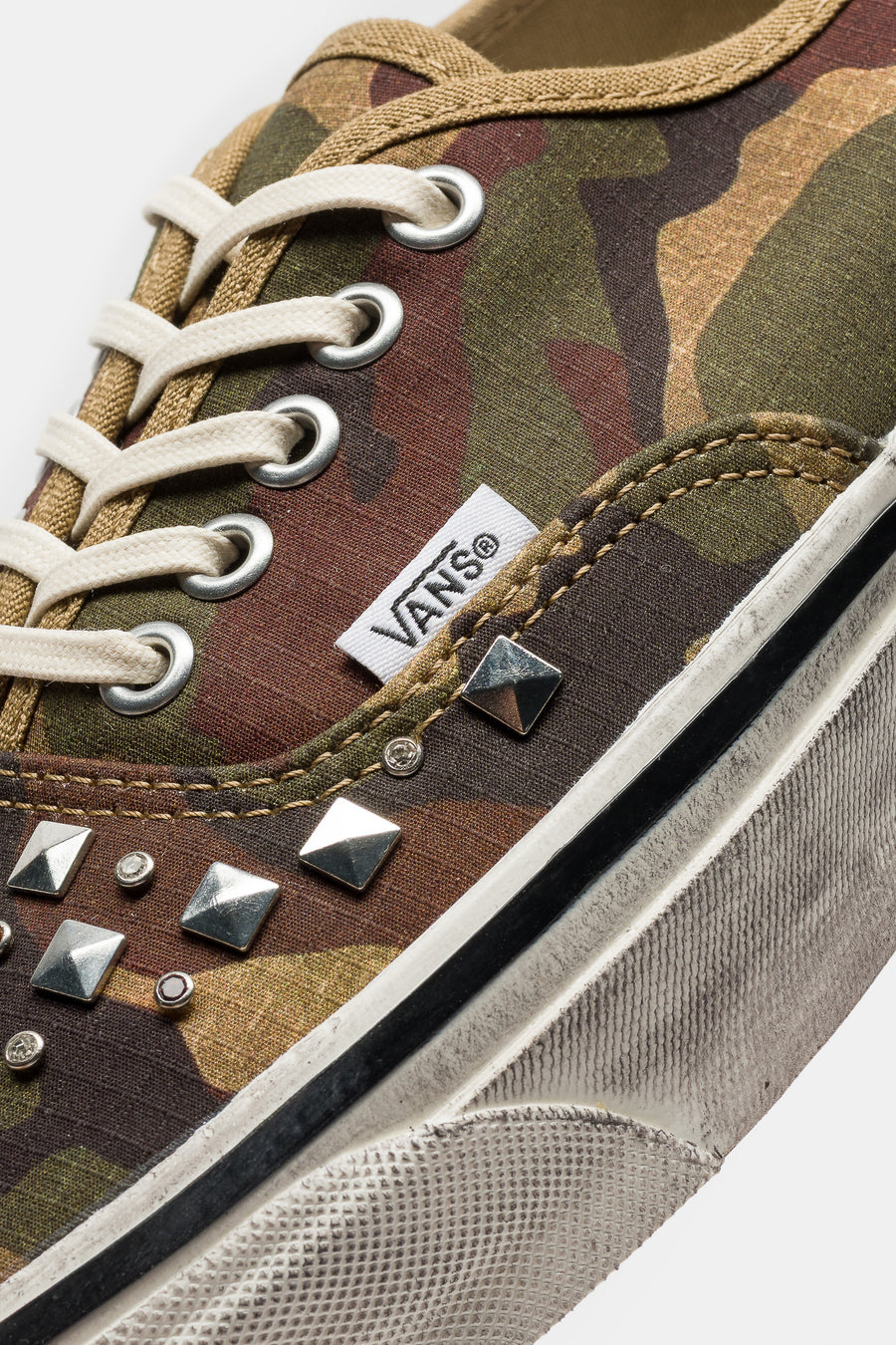 LX Authentic 44 in Combat Woodland Camo