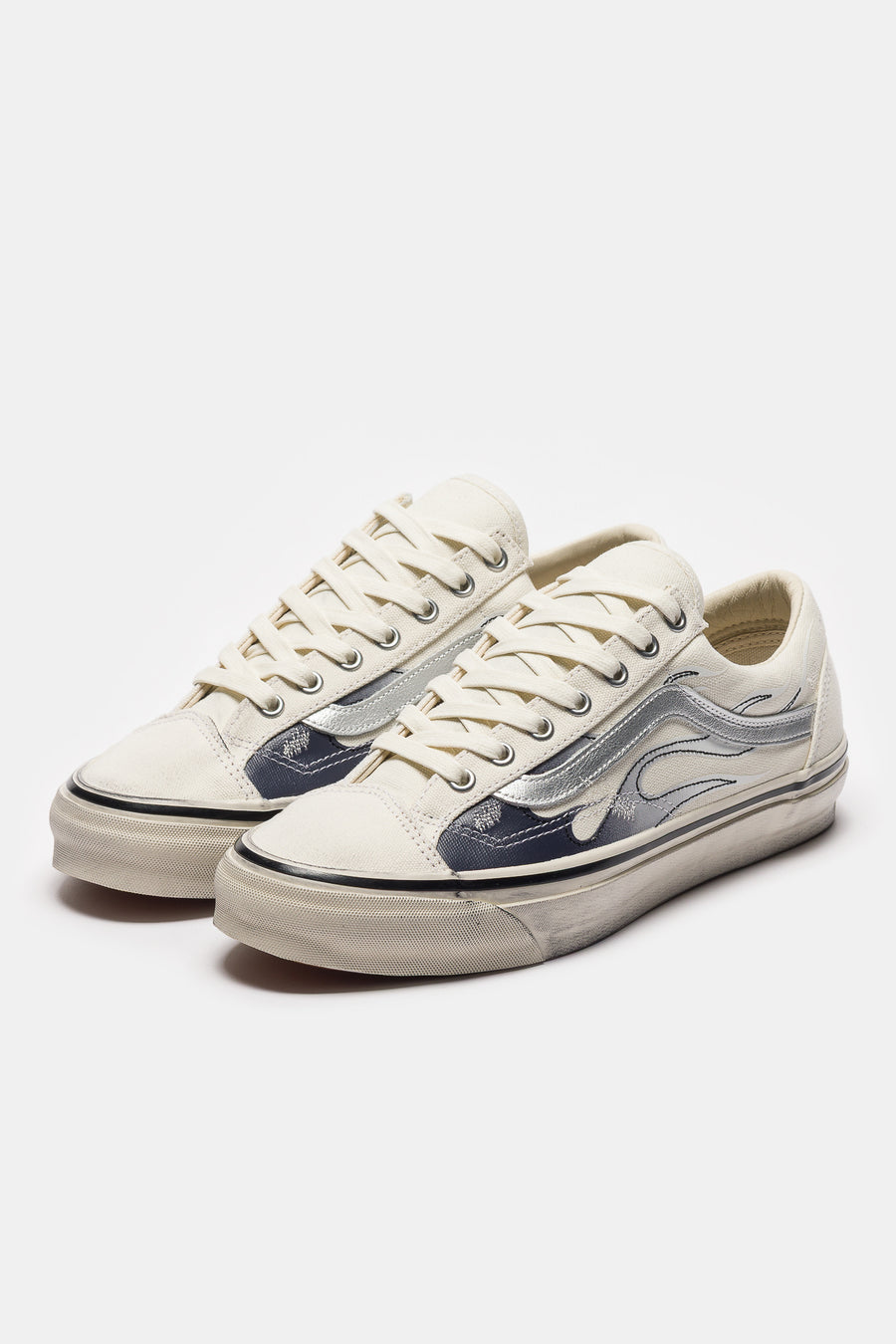 LX Old Skool 36 Sneaker in Archive Flame Marshmallow