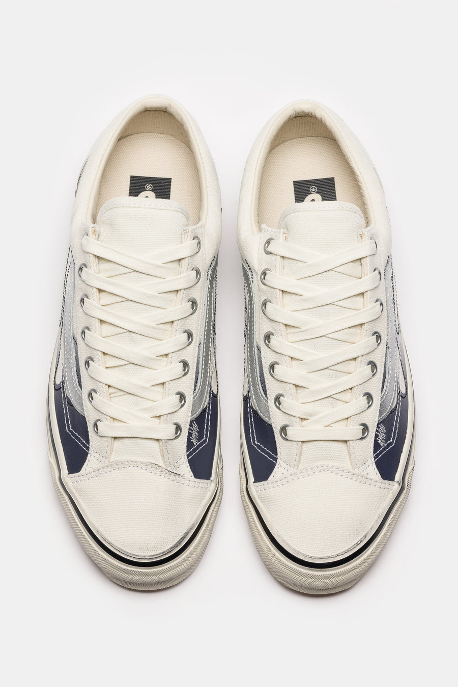 LX Old Skool 36 Sneaker in Archive Flame Marshmallow