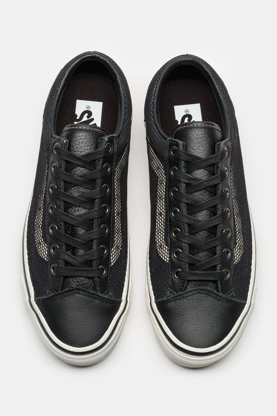 Vans LX Old Skool 36 in Combat Black - Notre