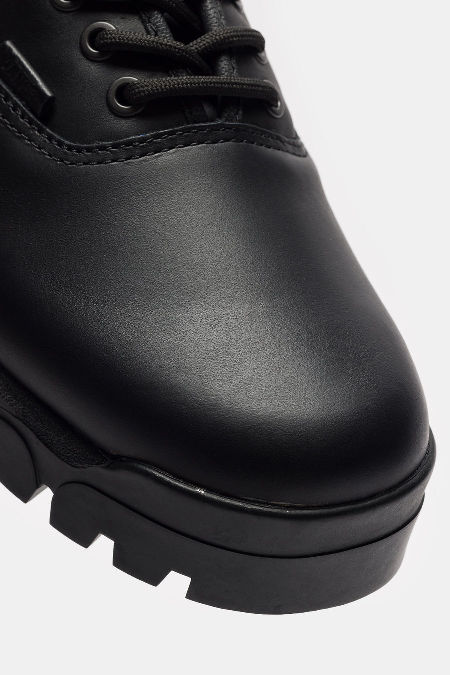 OTW Authentic Oxford Sneaker in Horween Black - Vans