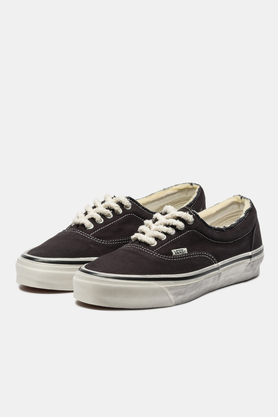 Vans OTW Era 95 DST Sneaker in Relic Black - Notre