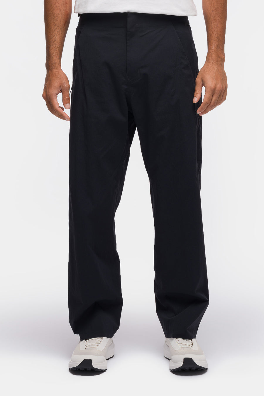 Arc’teryx Veilance Spere Cargo Pant in Black - Notre