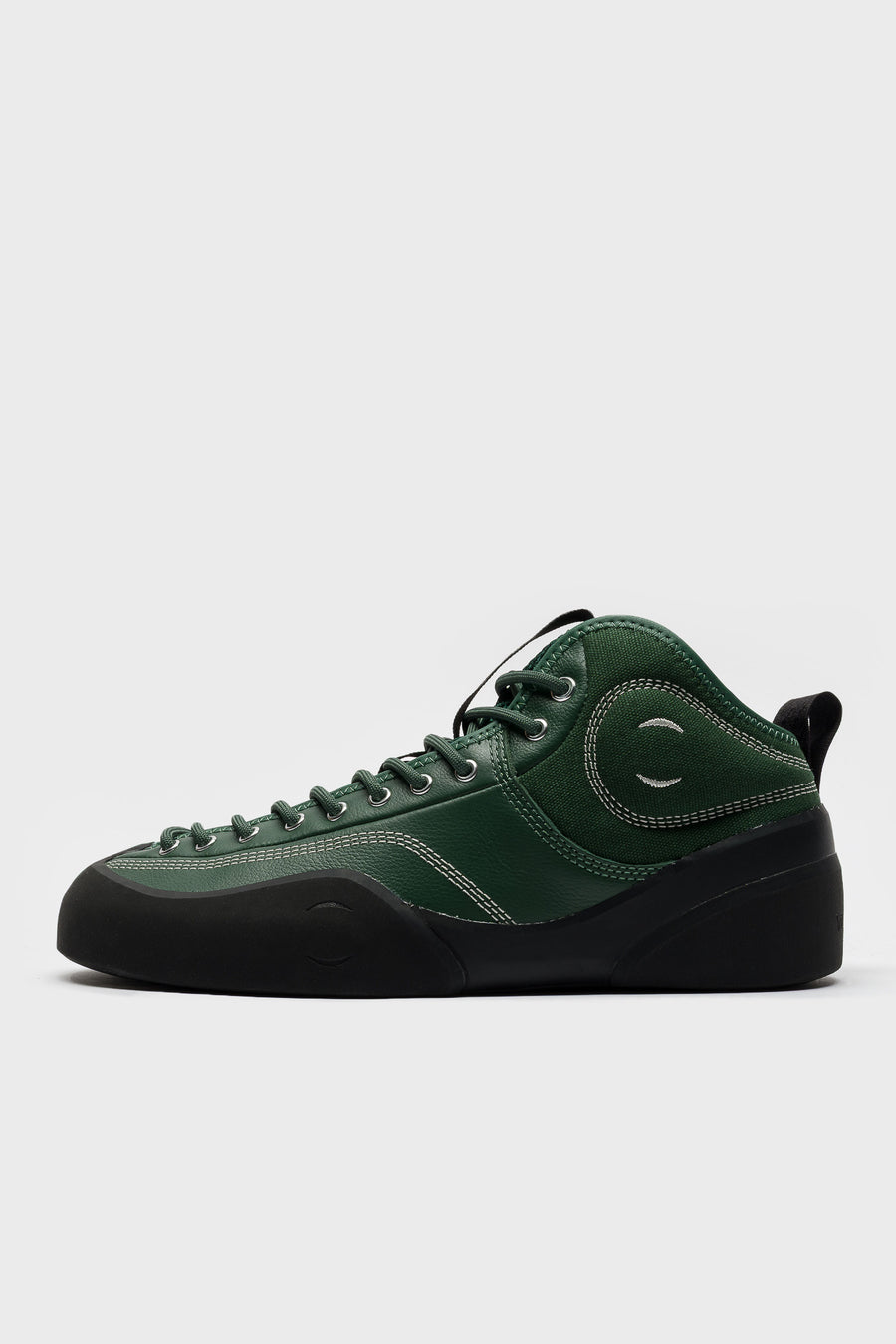 Village PM 1 Mid PM Sneaker in Green/Natural Black - Notre