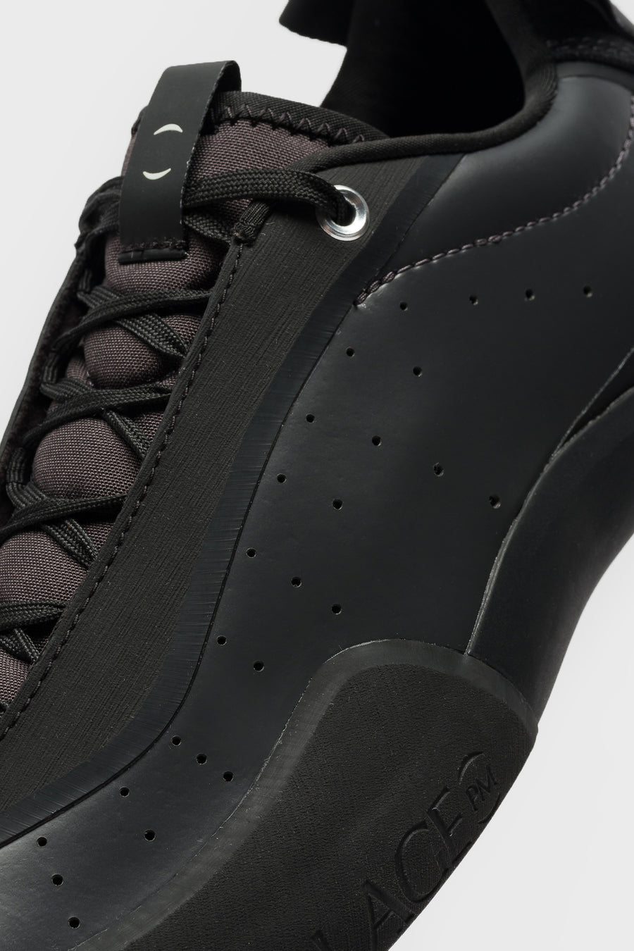 Village PM 2 PM Sneaker in Anthracite/Natural Black - Notre