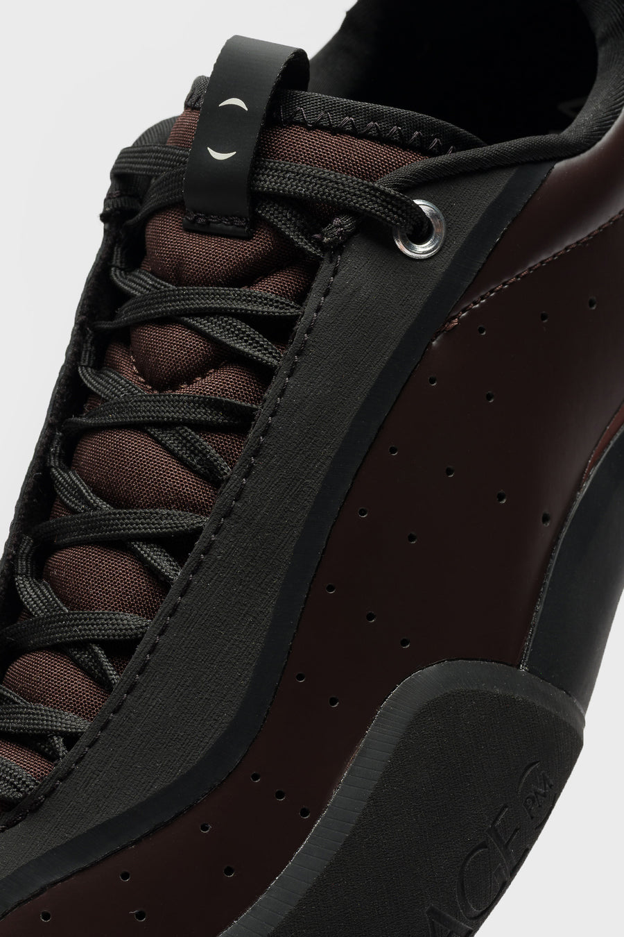 Village PM 2 PM Sneaker in Maroon/Natural Black - Notre