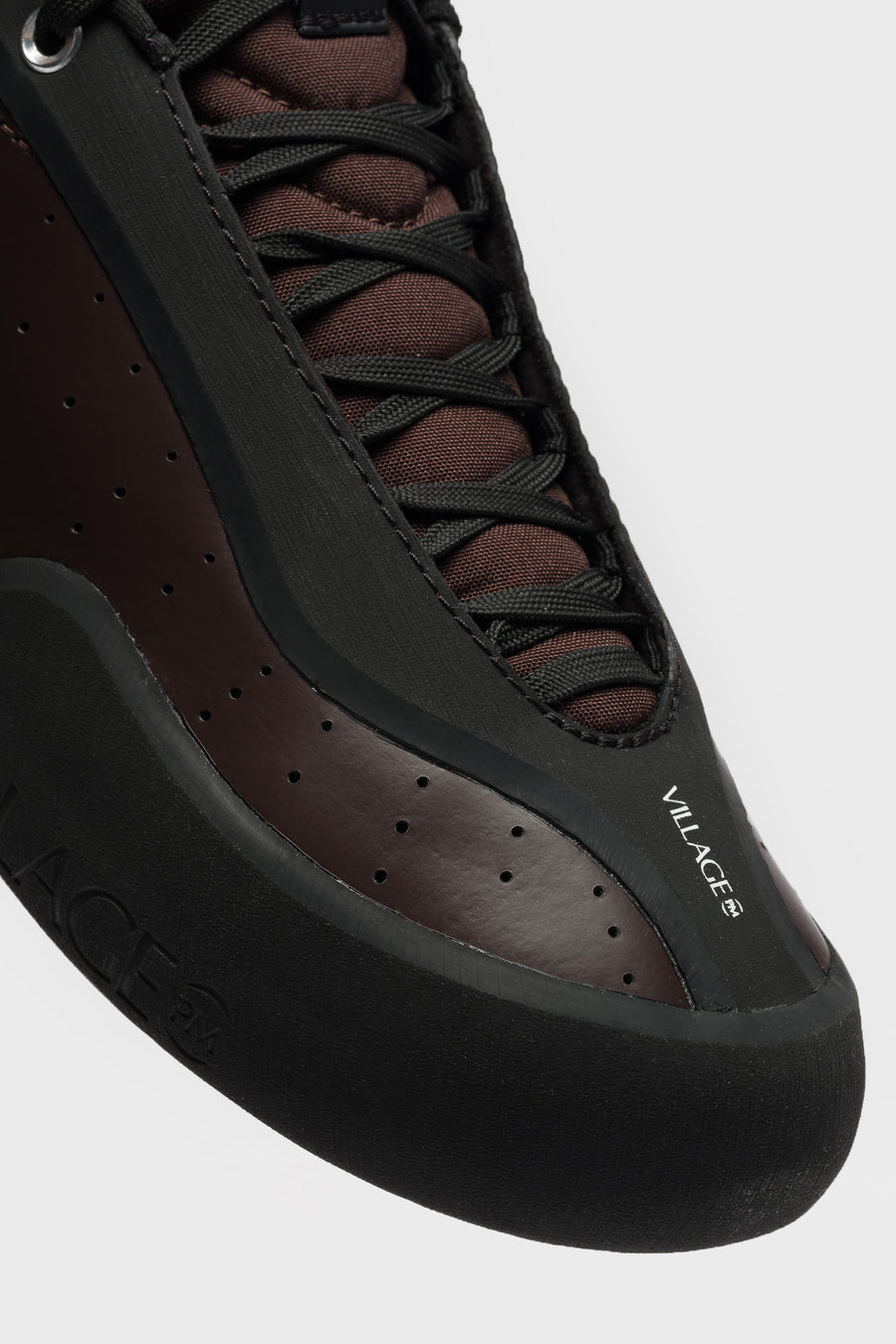 Village PM 2 PM Sneaker in Maroon/Natural Black - Notre