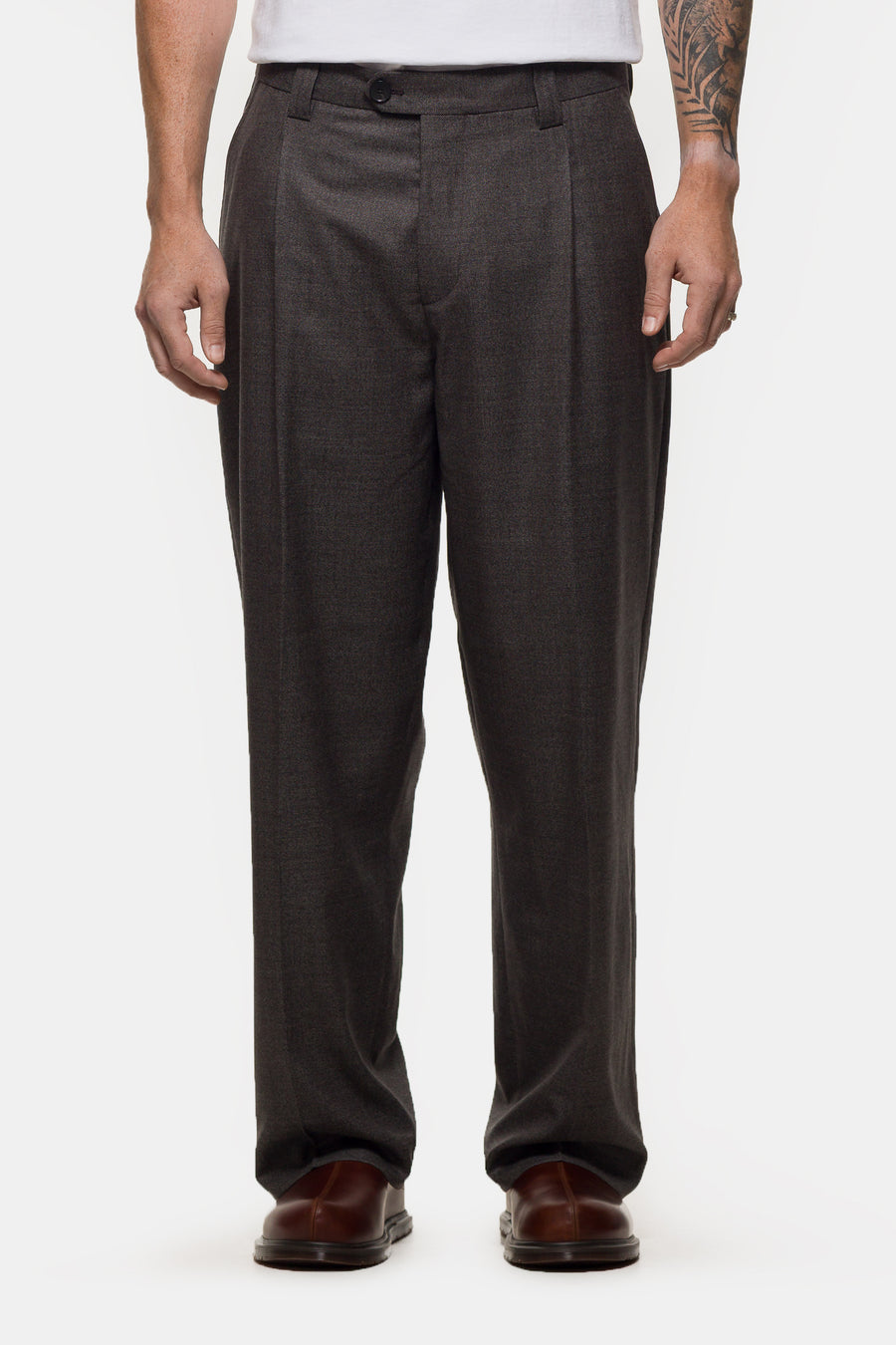 mfpen Service Trouser in Warm Grey Twist Wool - Notre