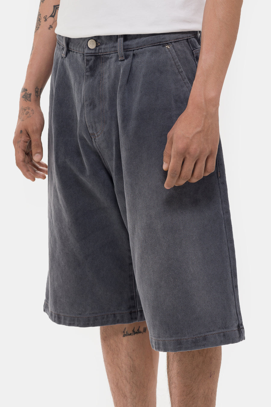 mfpen Star Rivet Short in Slate - Notre