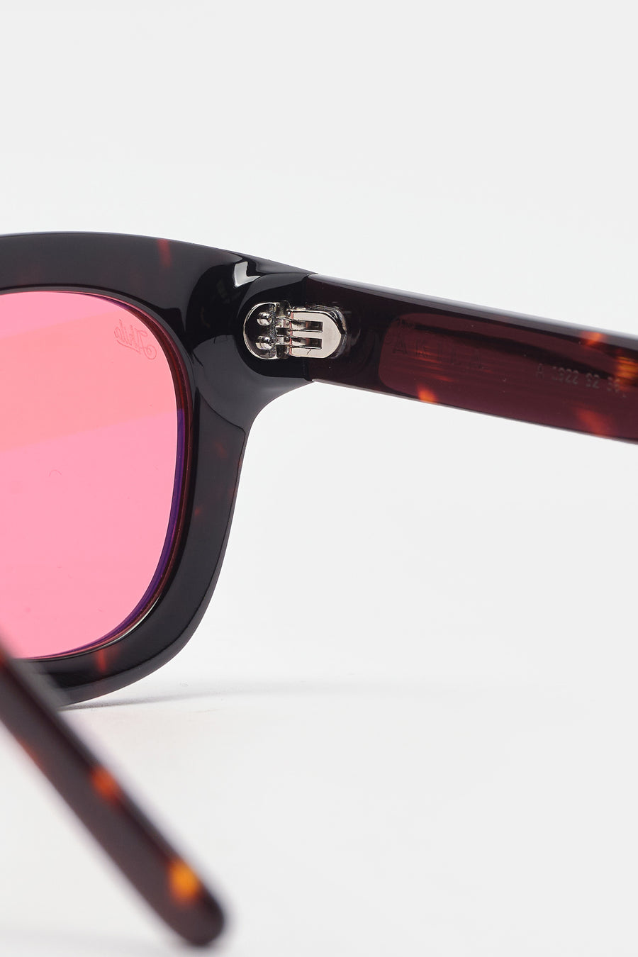 Akila Apollo Sunglasses in Tortoise/Red - Notre