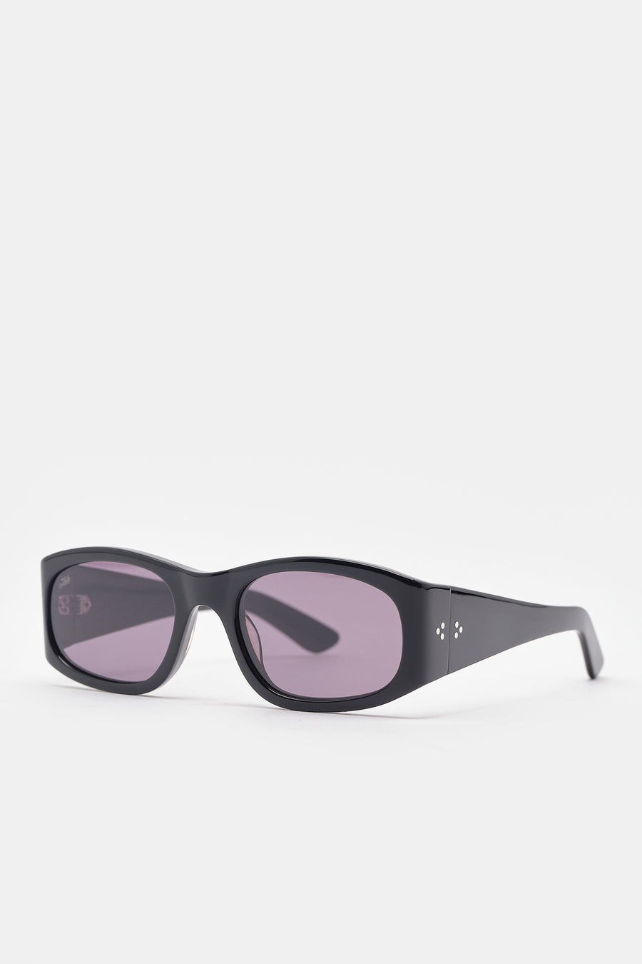Akila Eazy Sunglasses in Black - Notre
