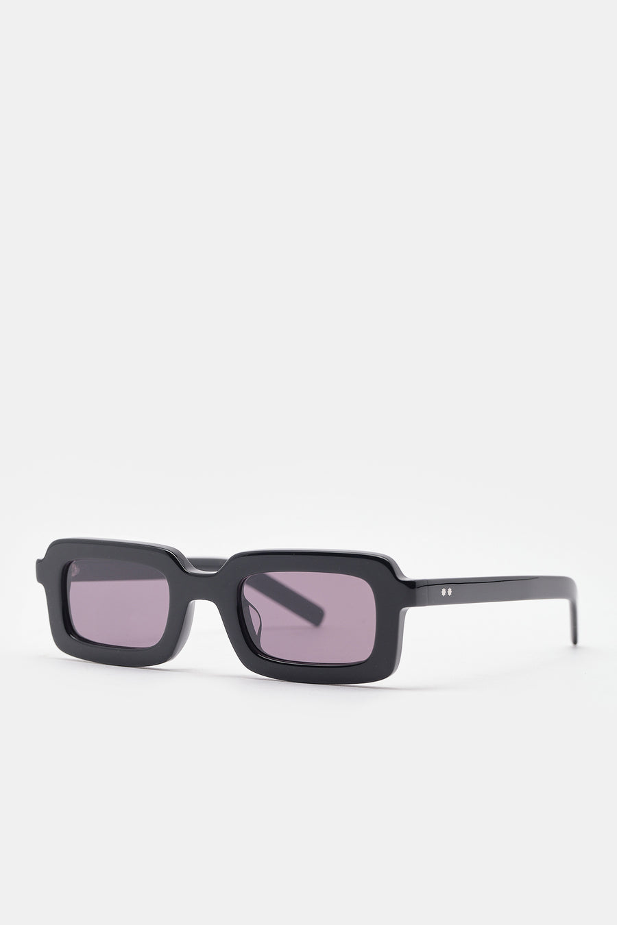 Akila Eos Sunglasses in Black - Notre