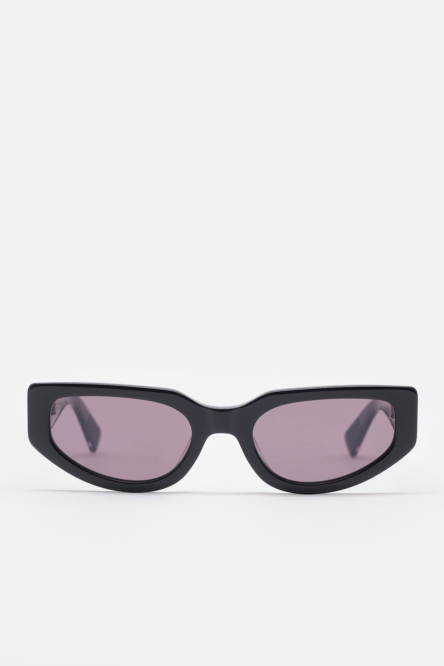 Akila Outsider Sunglasses in Black - Notre