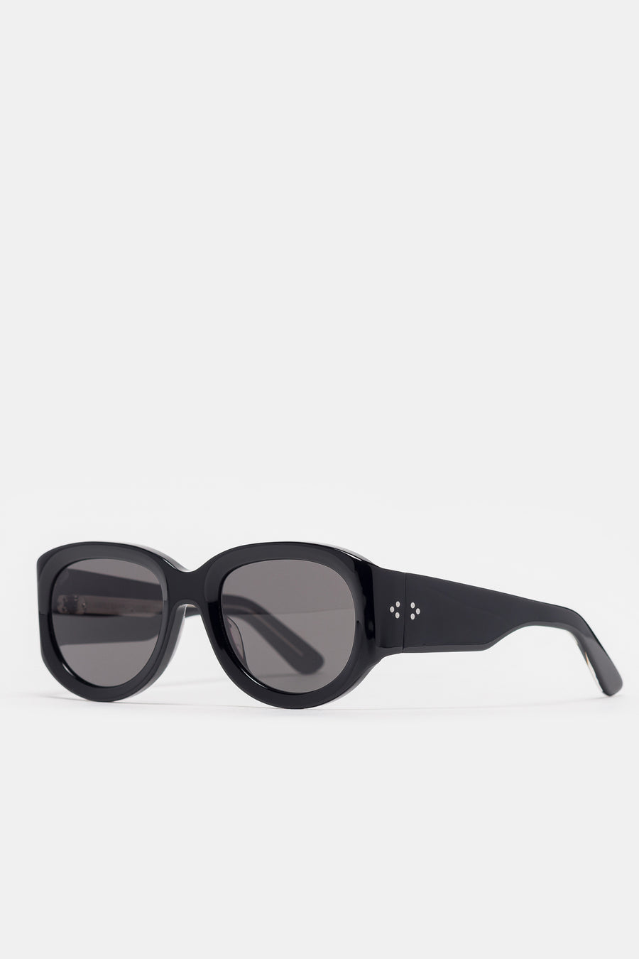 Akila Tempo Sunglasses in Black/Black - Notre