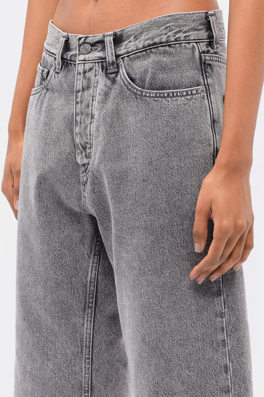 HOPE Criss Shorts in Mid Grey - Notre