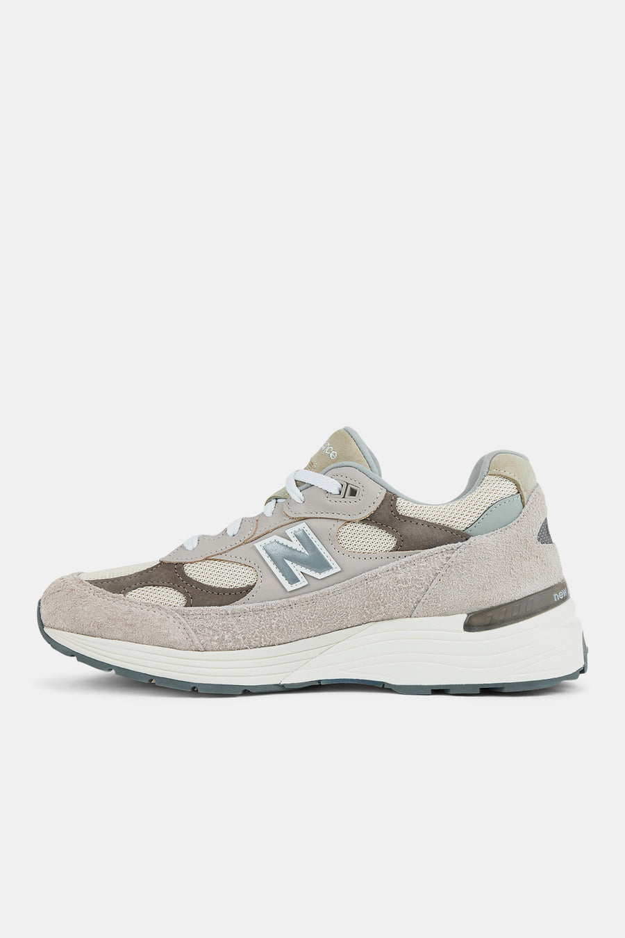 New Balance Made in USA 992 Sneaker in Moonrock/Mushroom - Notre