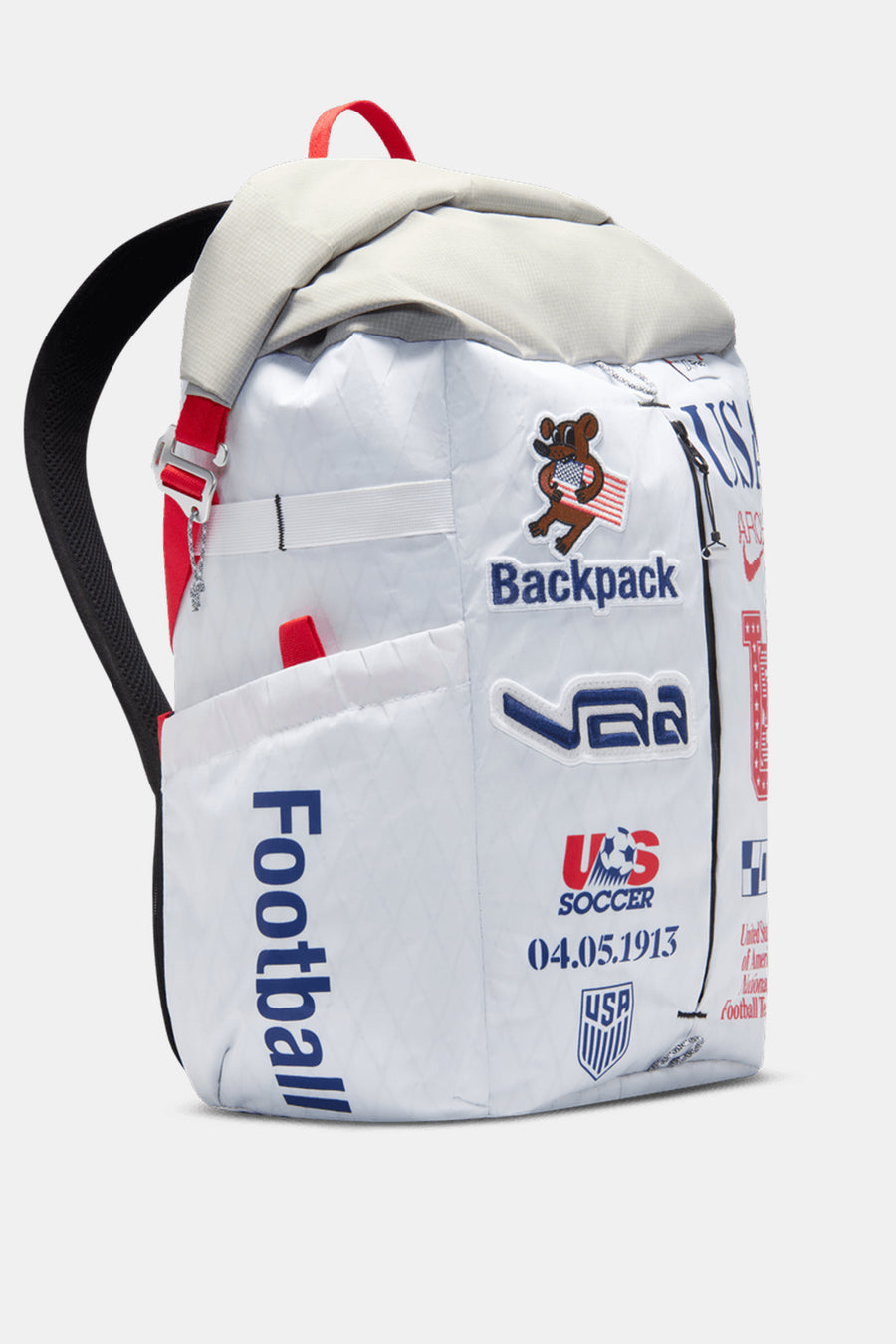 V.A.A. x USA Aysén 32L Backpack in White/Photon Dust/Black