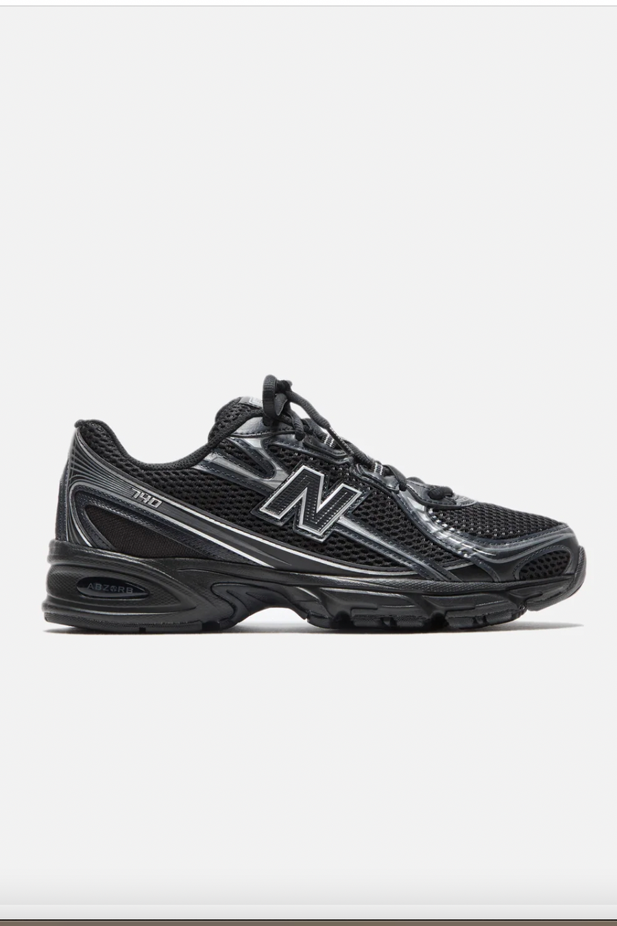 740 Sneaker in Black/Silver Metallic