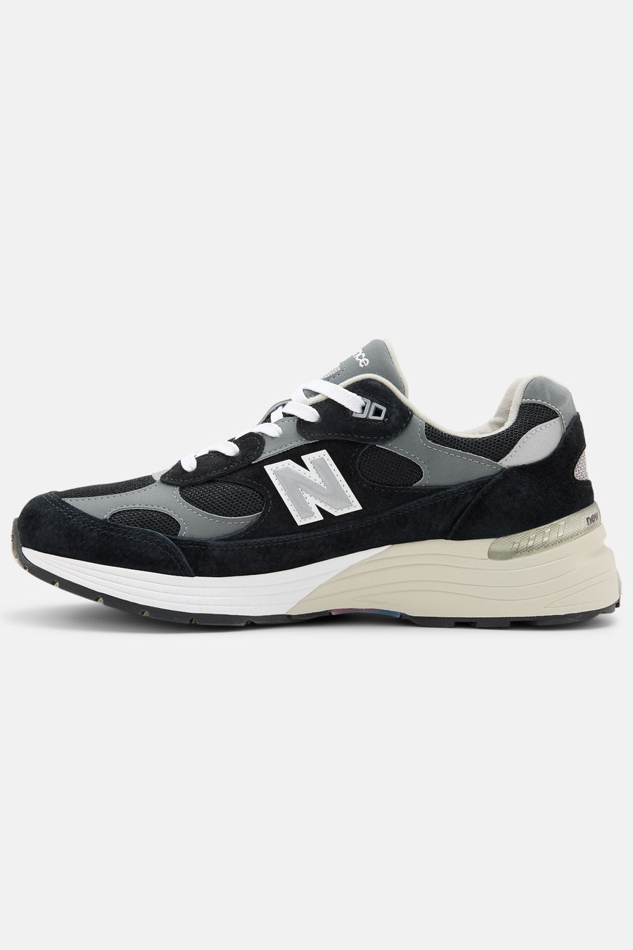 New Balance Made in USA 992 Sneaker in Black/Grey/Silver Metallic - Notre