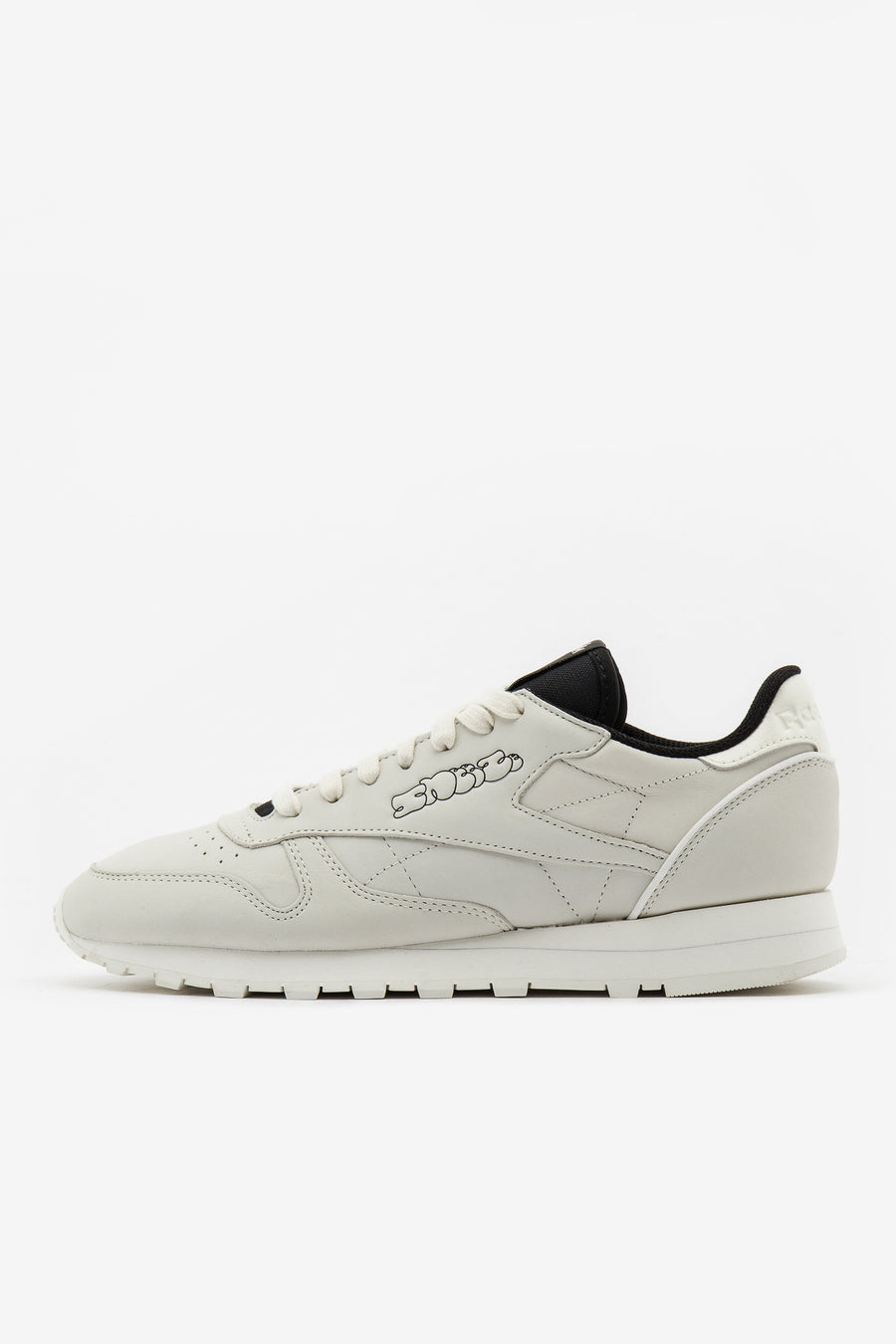 SNEEZE Classic Leather Sneaker in White/Chalk/Core Black