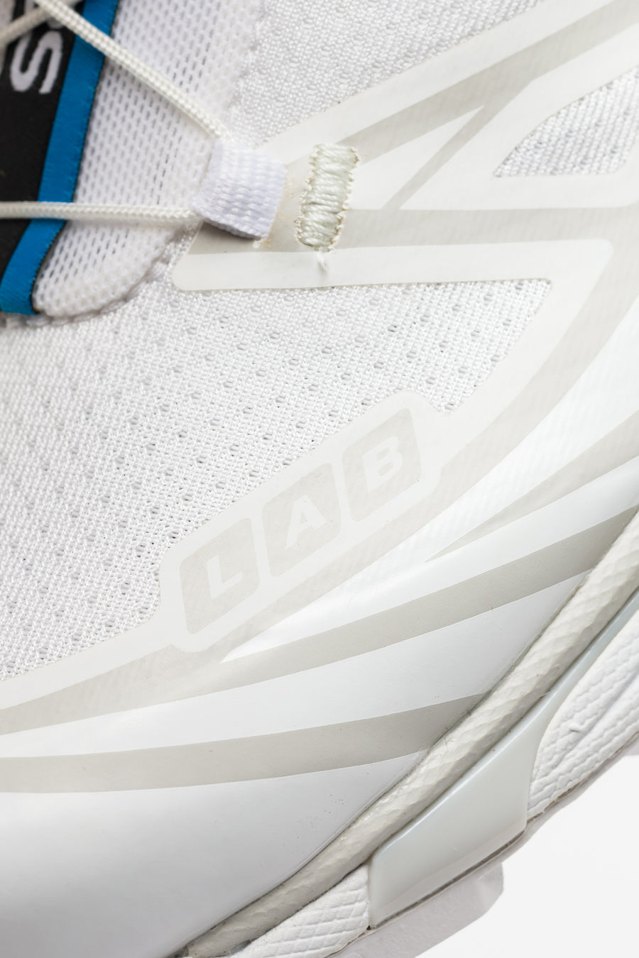 SALOMON ADVANCED XT-6 Sneaker in White/White/Lunar Rock - Notre